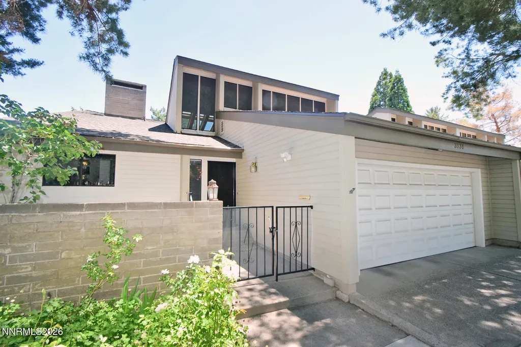 3930 Greenbriar Reno NV 89509