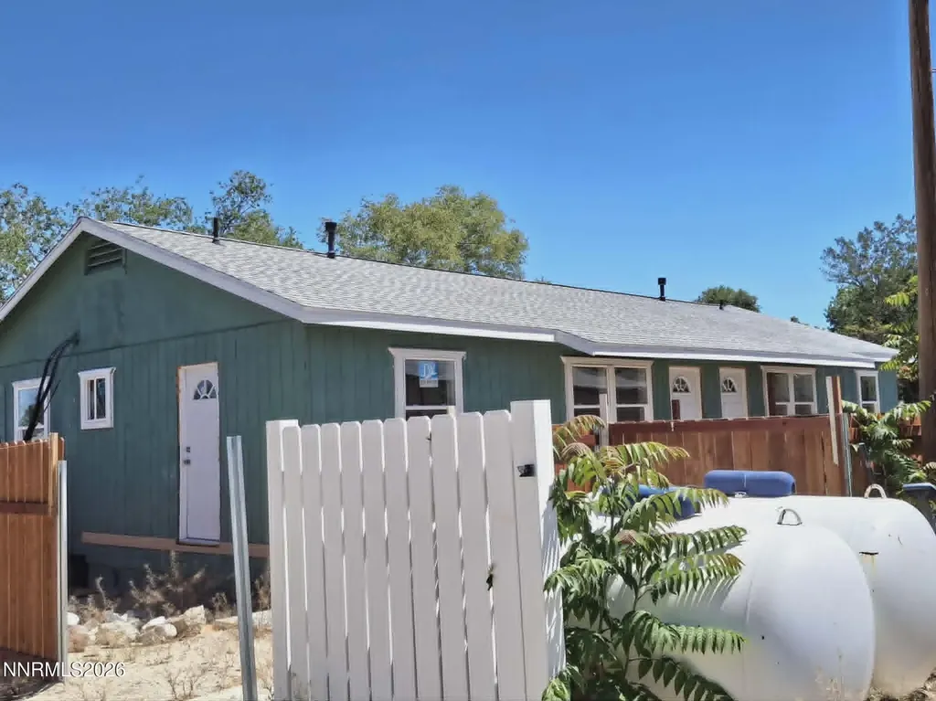 747 D Hawthorne NV 89415