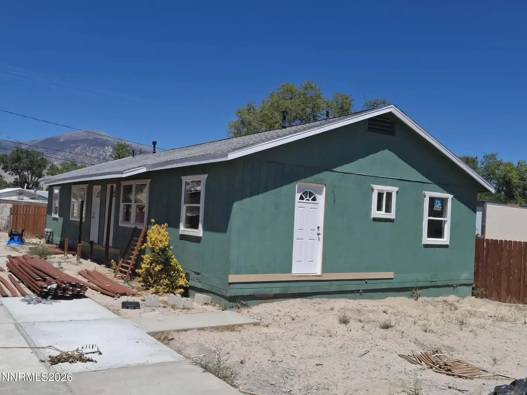 747 D Hawthorne NV 89415