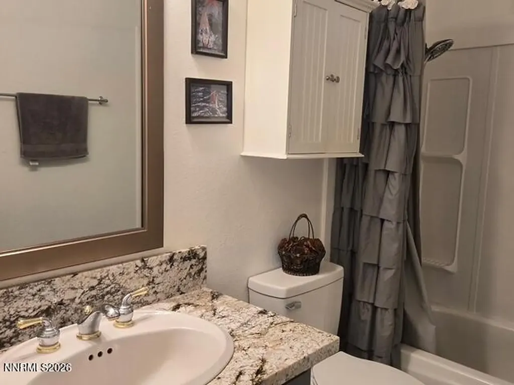 1285 Franklin Gardnerville NV 89460