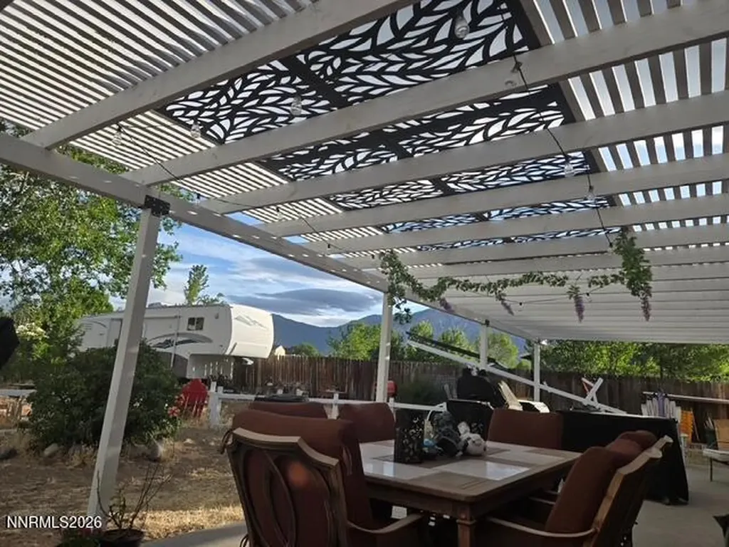 1285 Franklin Gardnerville NV 89460