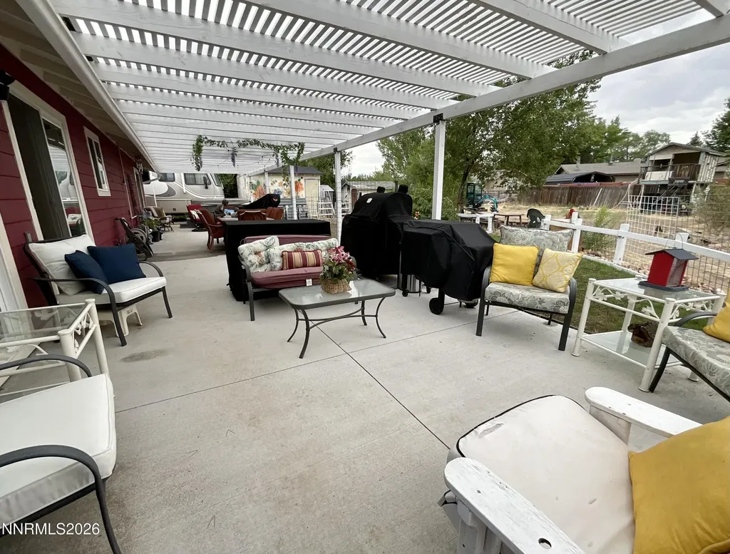 1285 Franklin Gardnerville NV 89460
