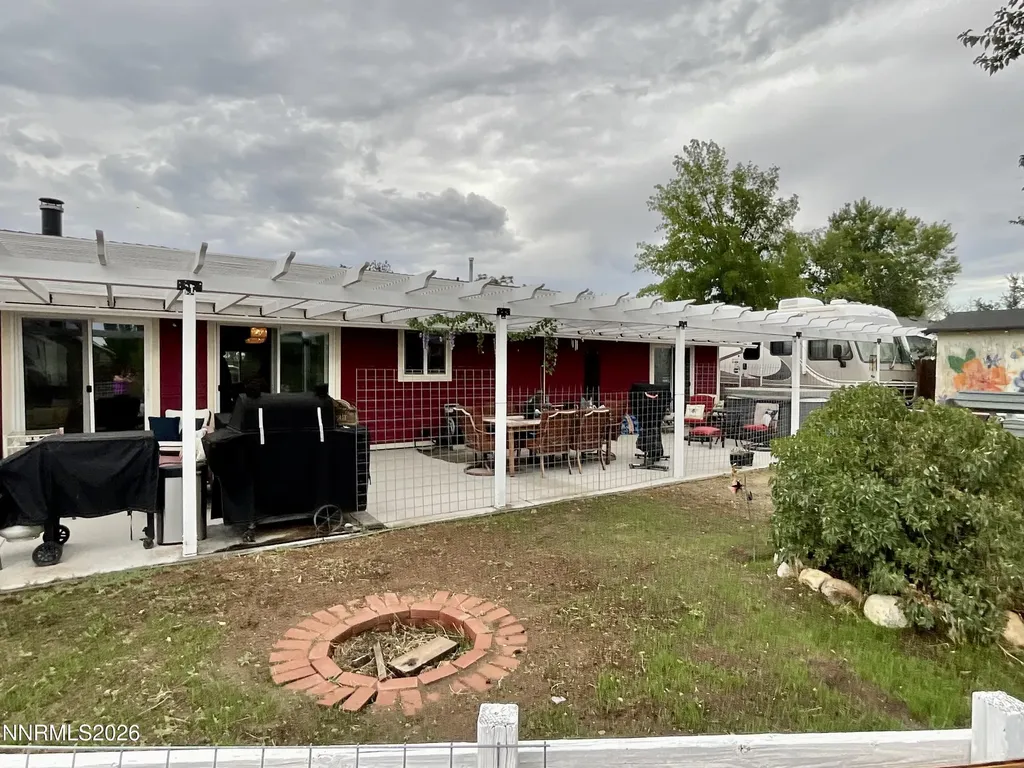 1285 Franklin Gardnerville NV 89460