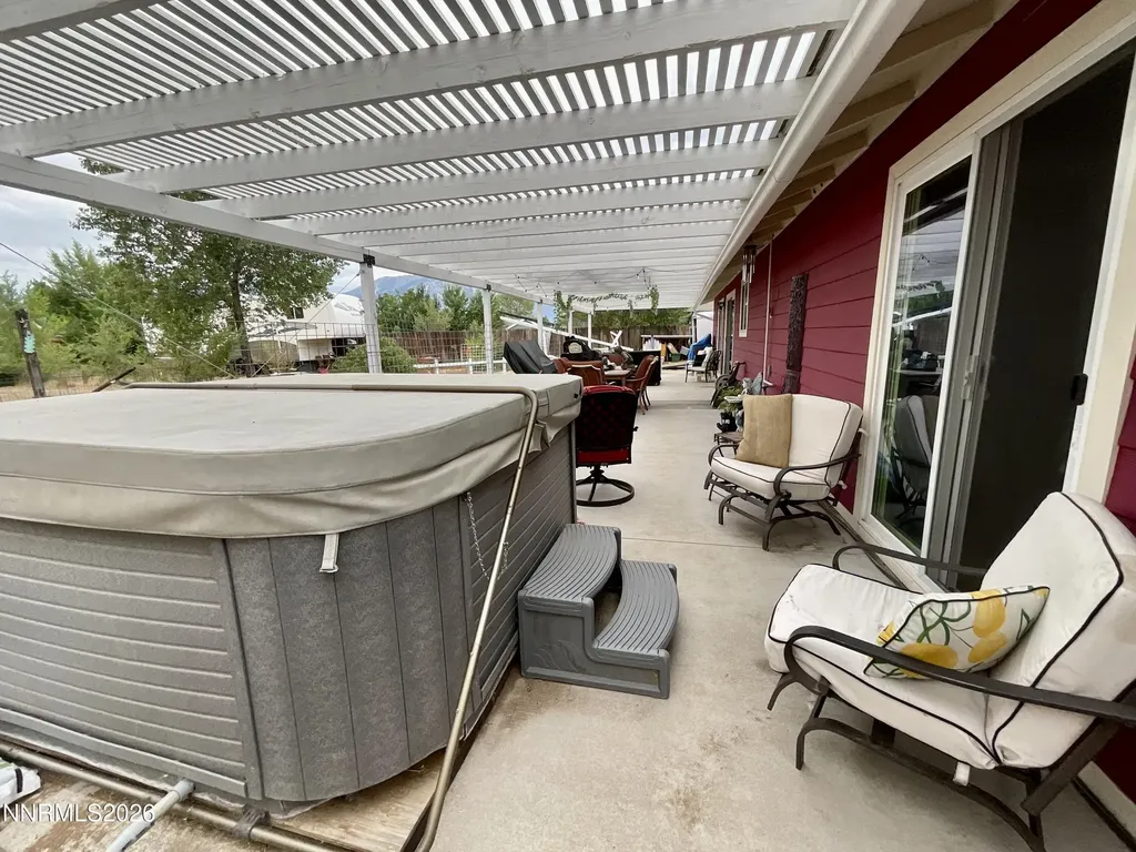 1285 Franklin Gardnerville NV 89460