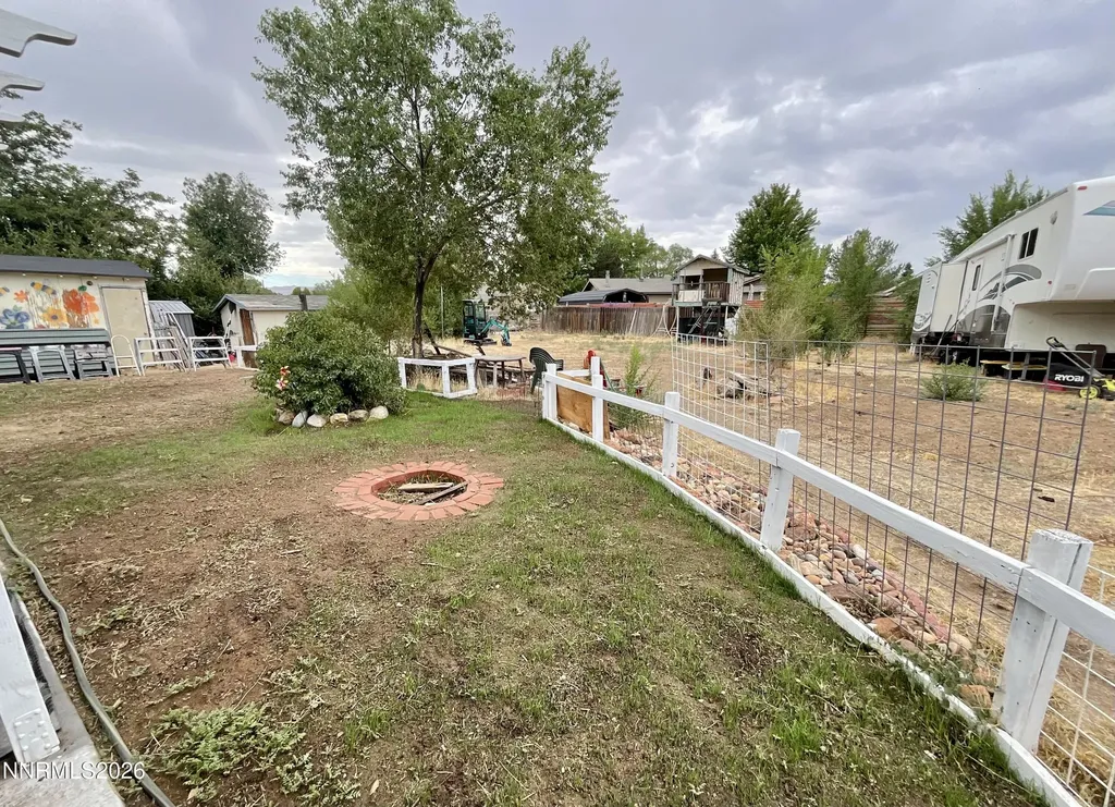 1285 Franklin Gardnerville NV 89460