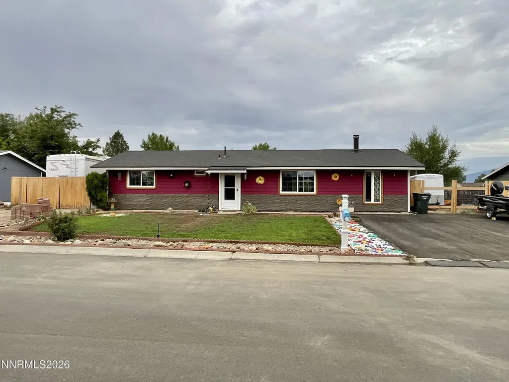 1285 Franklin Gardnerville NV 89460