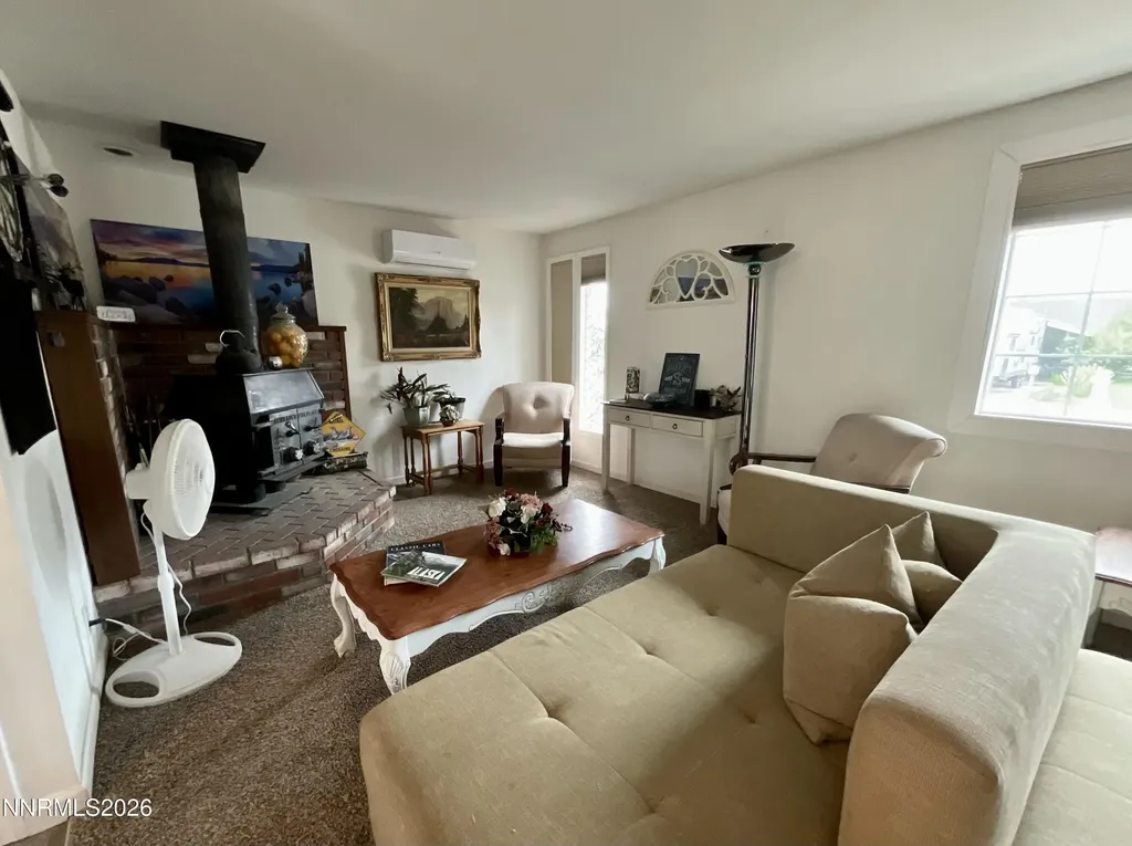 1285 Franklin Gardnerville NV 89460