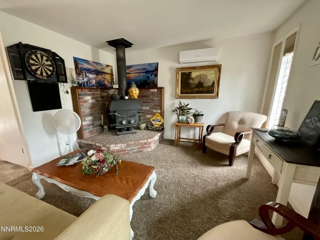 1285 Franklin Gardnerville NV 89460