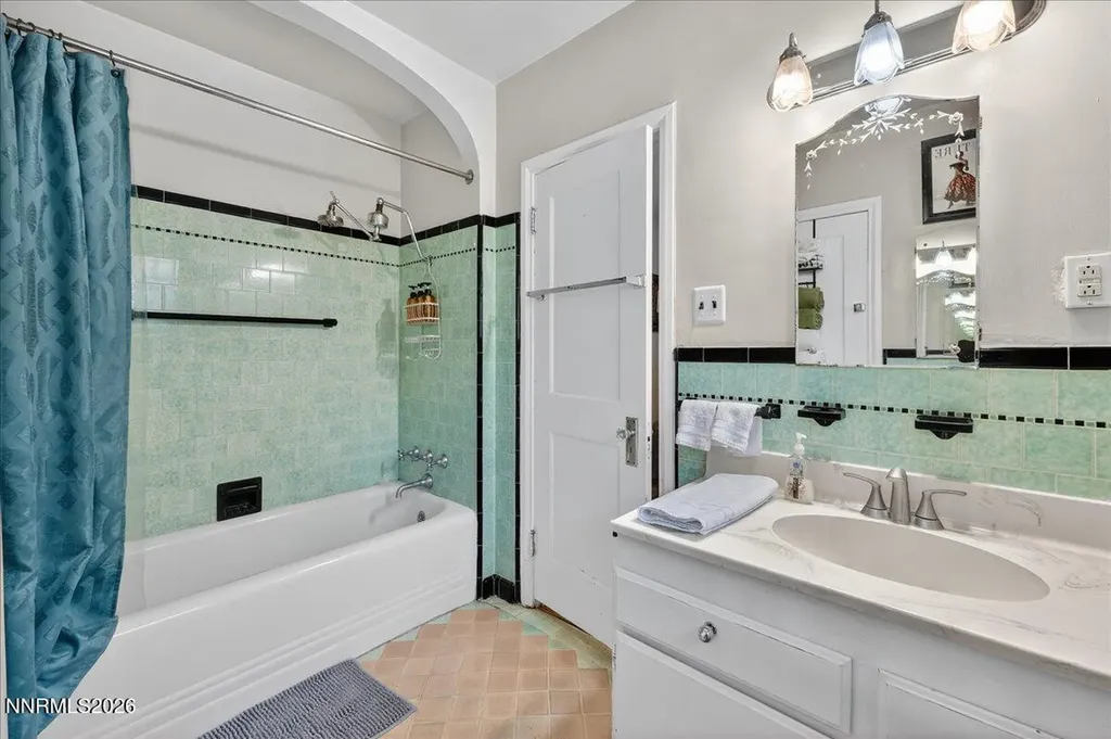 611 Nixon Reno NV 89509