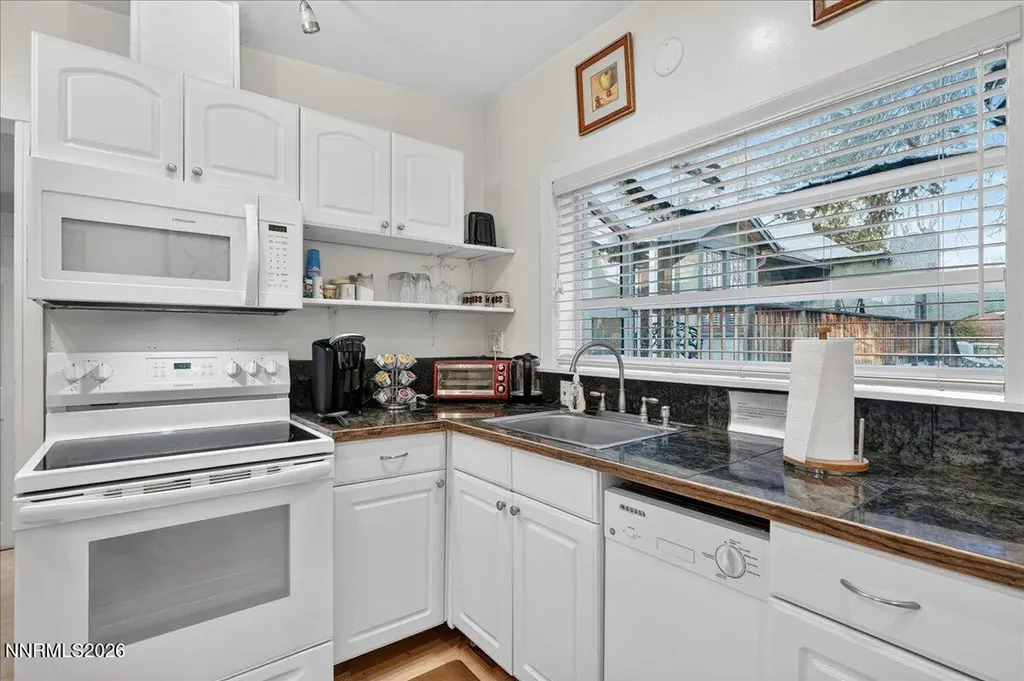 611 Nixon Reno NV 89509