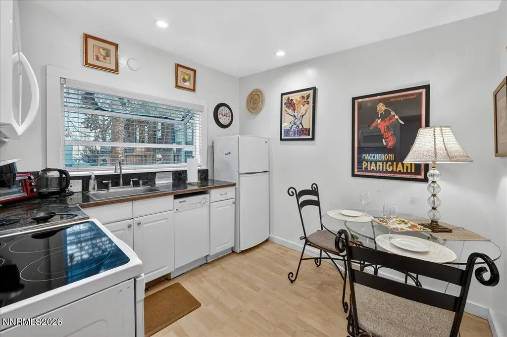 611 Nixon Reno NV 89509