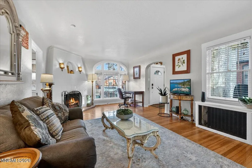 611 Nixon Reno NV 89509