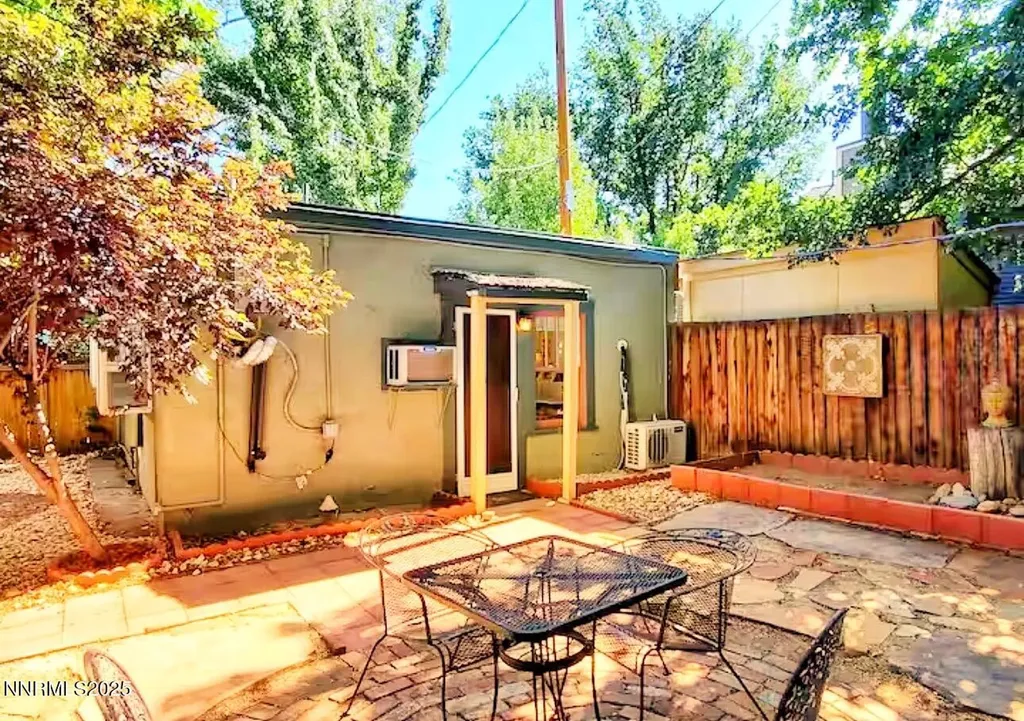 611 Nixon Reno NV 89509
