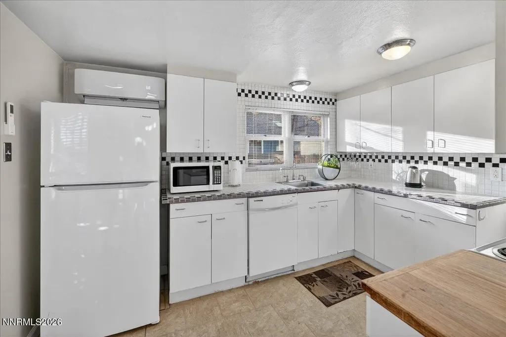 611 Nixon Reno NV 89509