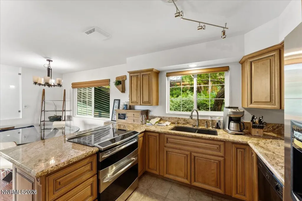 2682 Markridge Reno NV 89509