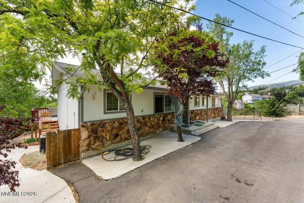2682 Markridge Reno NV 89509