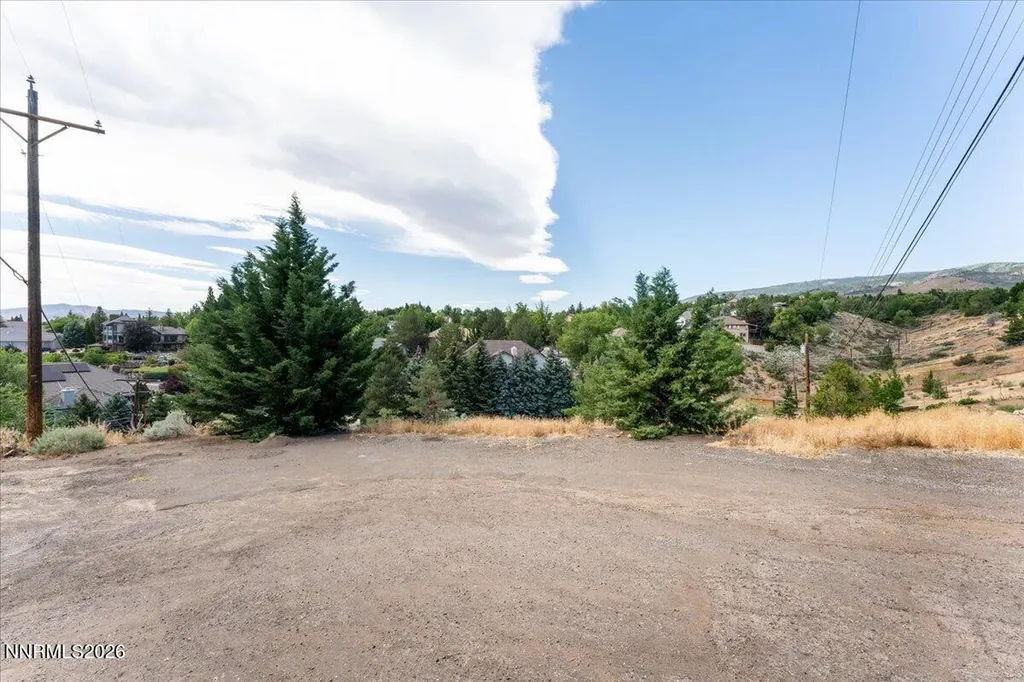 2682 Markridge Reno NV 89509