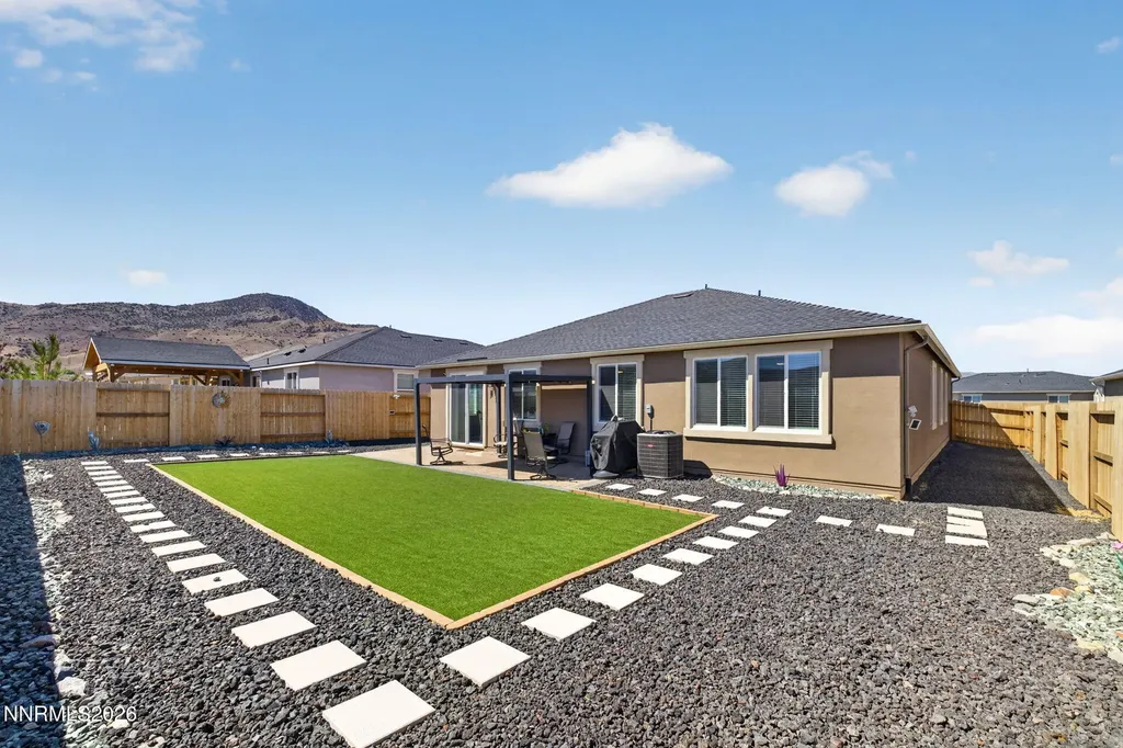 731 Roberts Creek Dayton NV 89403