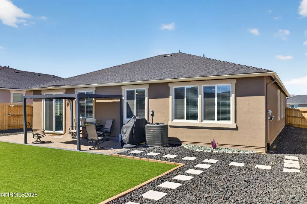 731 Roberts Creek Dayton NV 89403