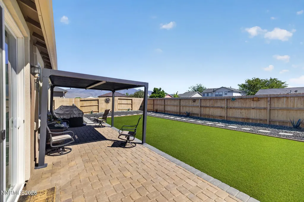 731 Roberts Creek Dayton NV 89403