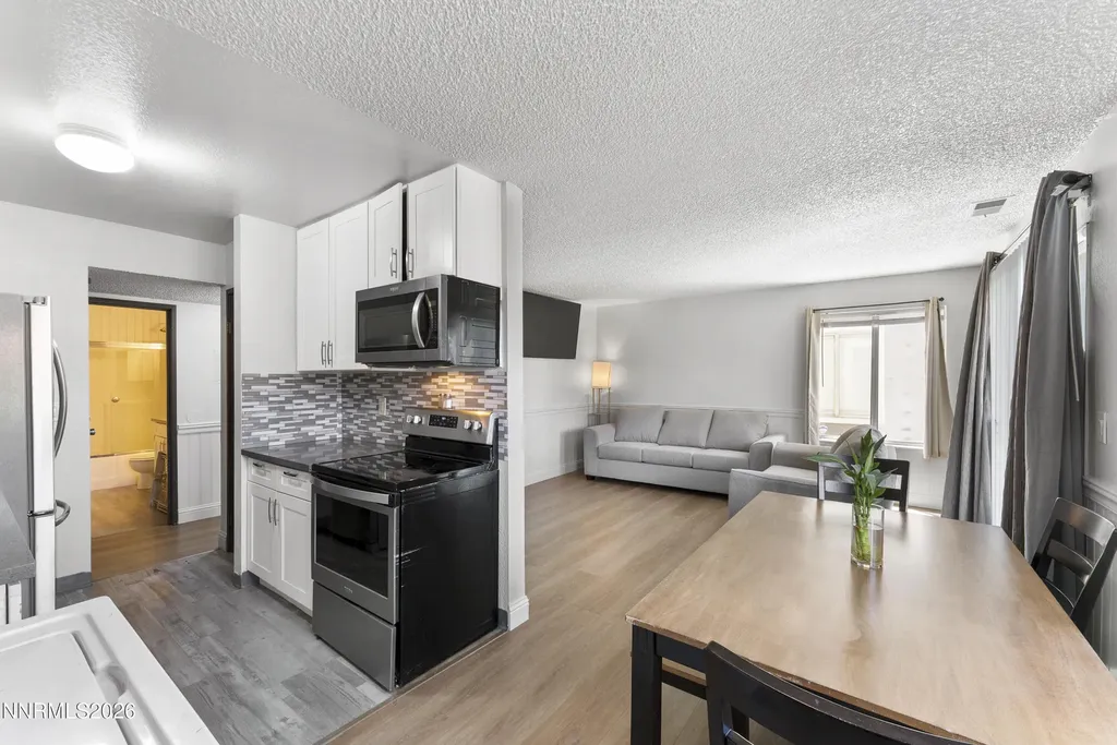 4608 Neil Reno NV 89502