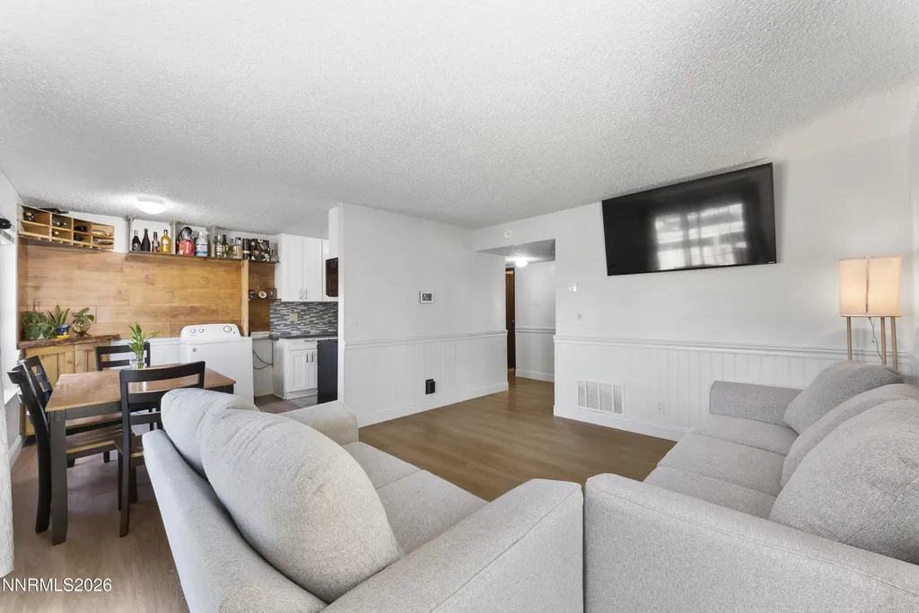 4608 Neil Reno NV 89502