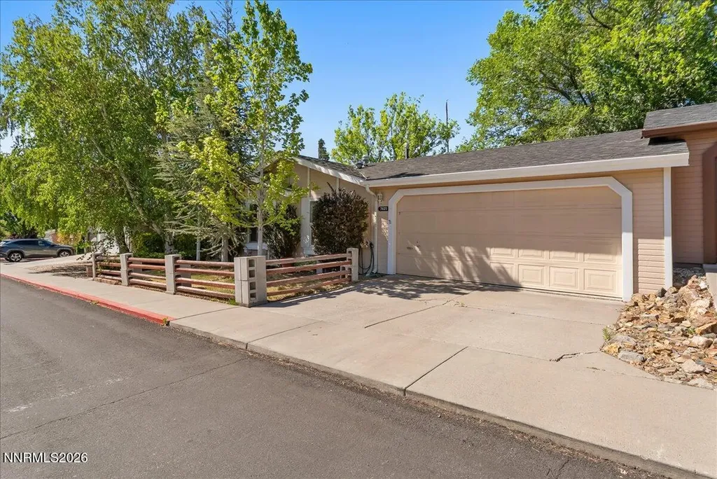 7621 Diamond Pointe Reno NV 89506