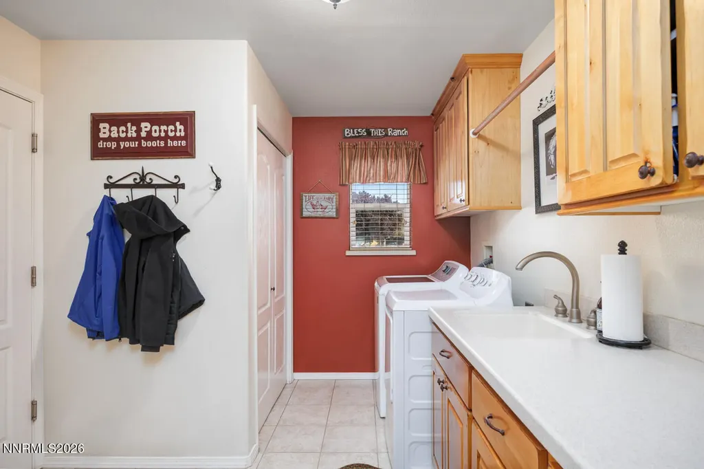 1972 Strasdin Fallon NV 89406
