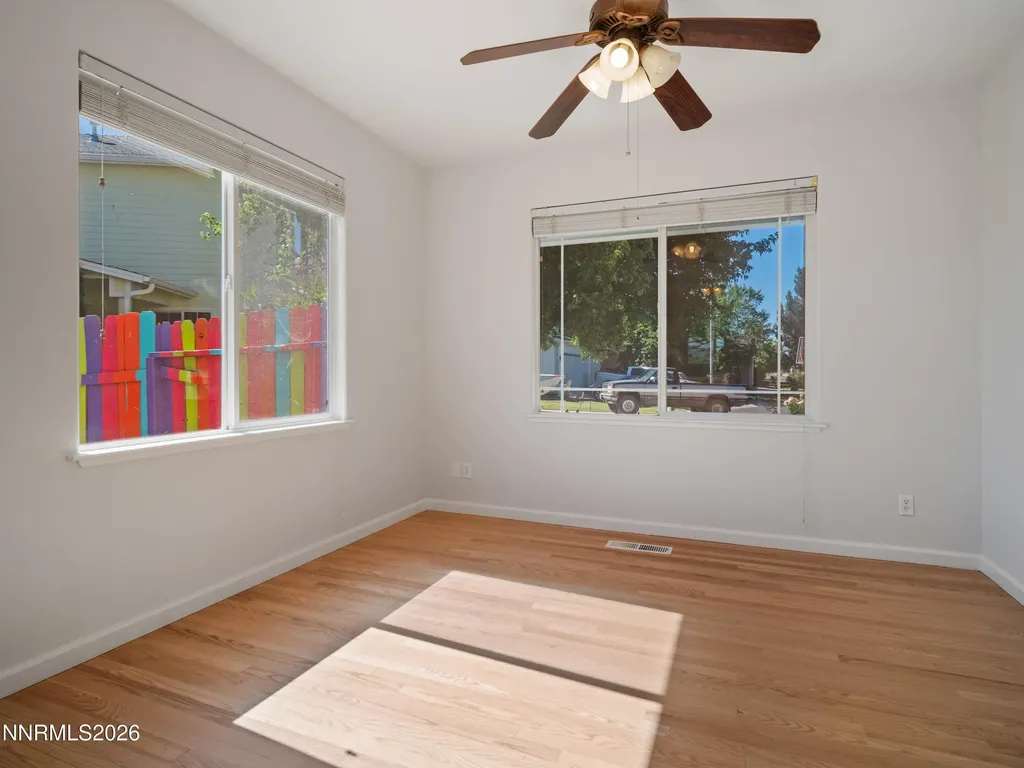 1372 Petar Gardnerville NV 89410