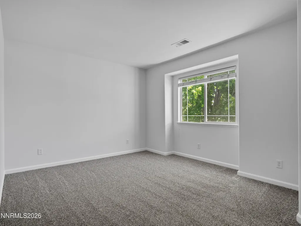 1372 Petar Gardnerville NV 89410
