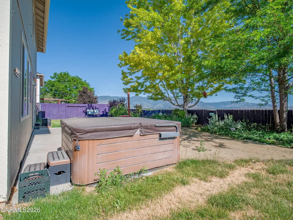 1372 Petar Gardnerville NV 89410