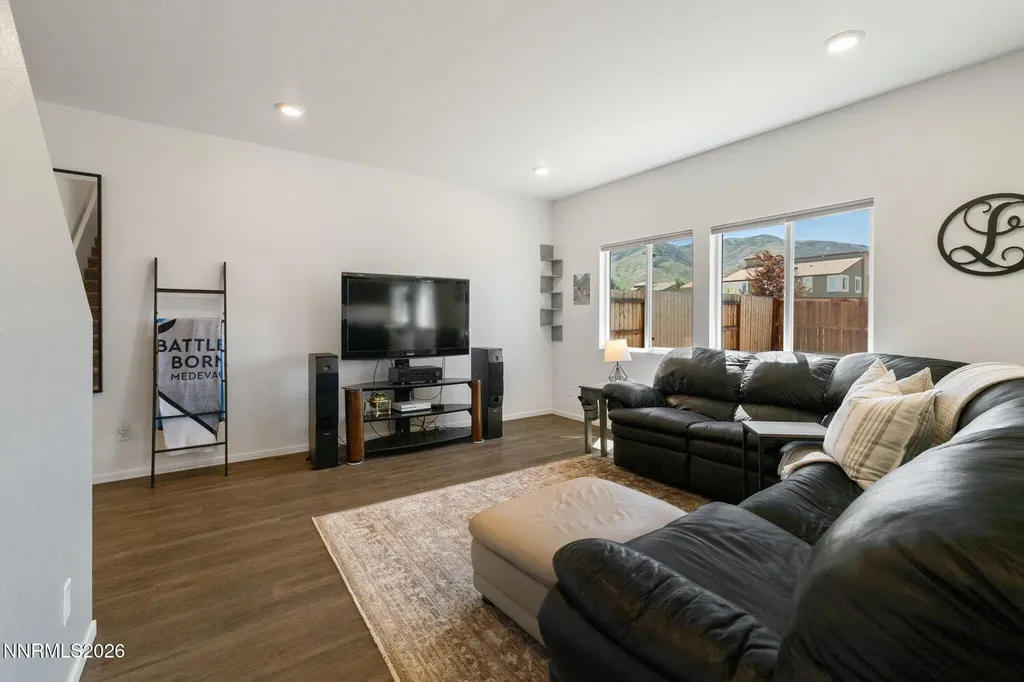 9813 Fishermans Reef Reno NV 89506