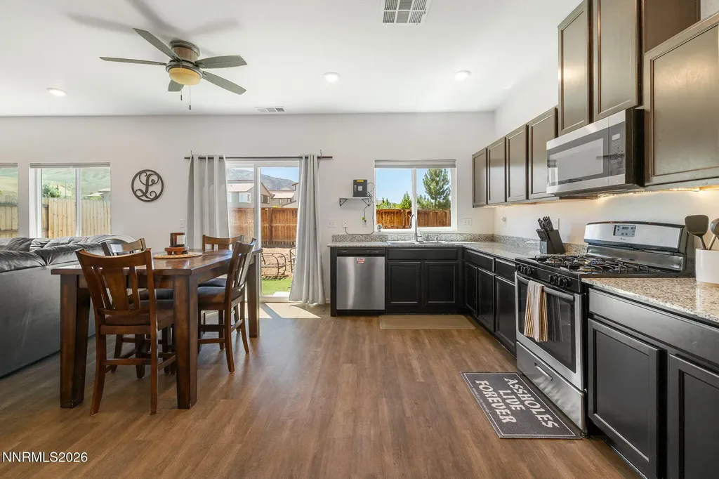 9813 Fishermans Reef Reno NV 89506
