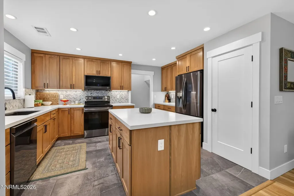 1440 Mark Twain Reno NV 89509