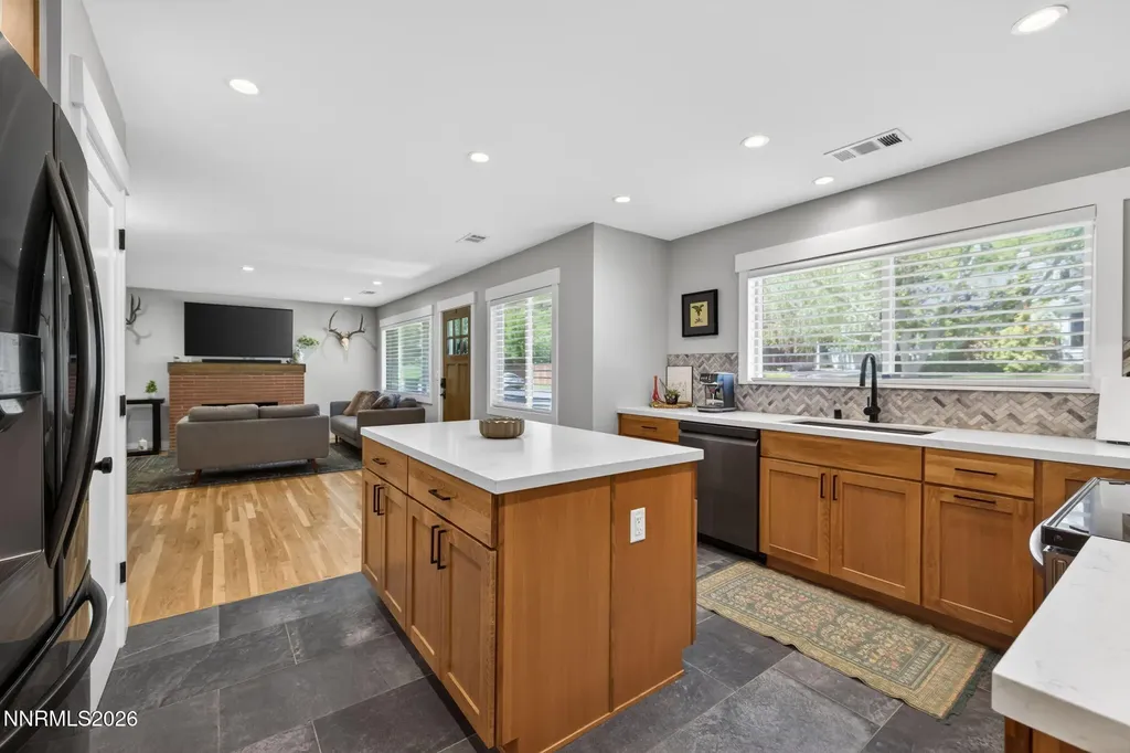 1440 Mark Twain Reno NV 89509