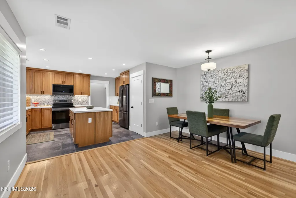1440 Mark Twain Reno NV 89509