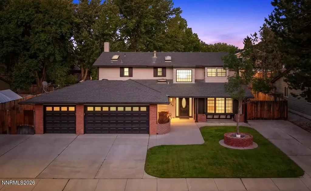 840 Singingwood Reno NV 89509