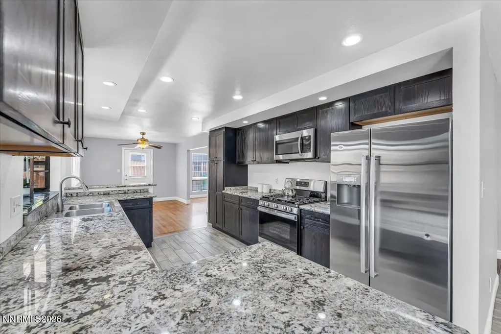 840 Singingwood Reno NV 89509