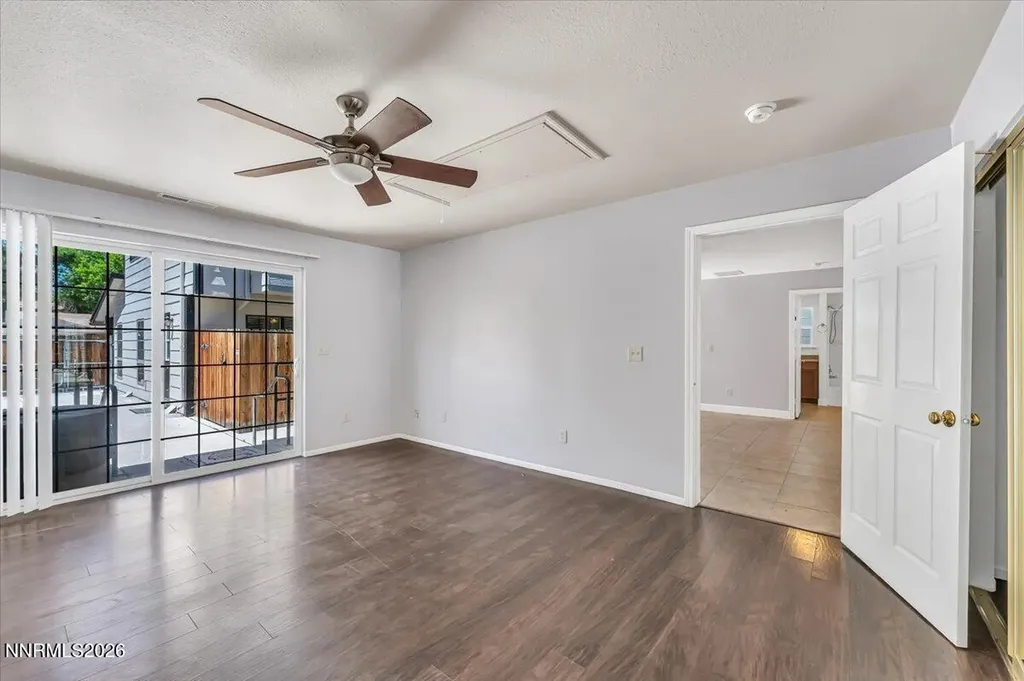 840 Singingwood Reno NV 89509