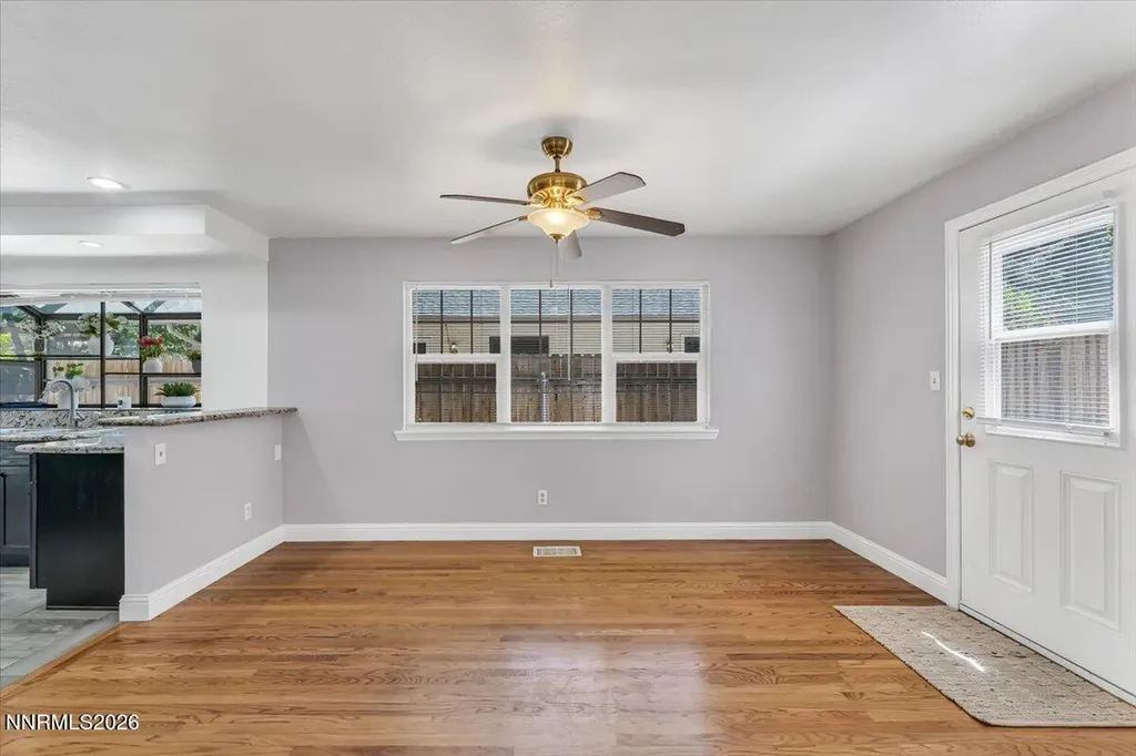 840 Singingwood Reno NV 89509