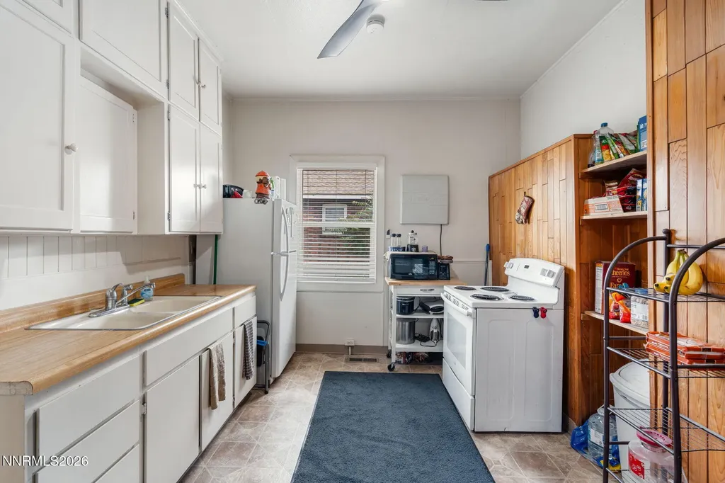 128 Keystone Reno NV 89503