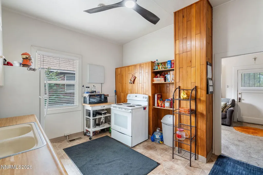 128 Keystone Reno NV 89503