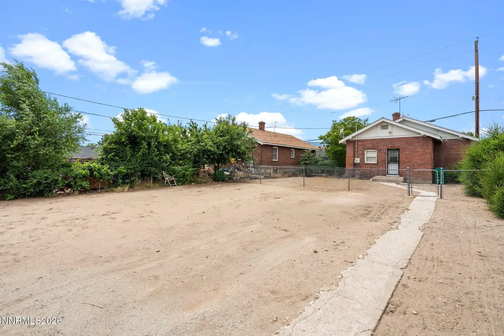 128 Keystone Reno NV 89503