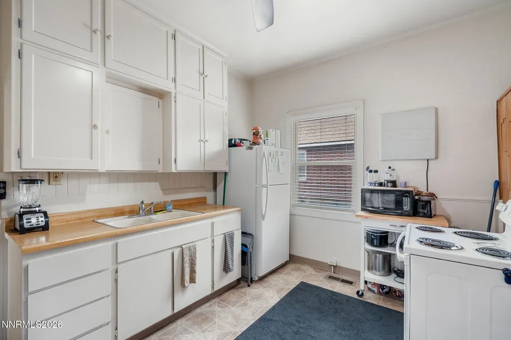 128 Keystone Reno NV 89503