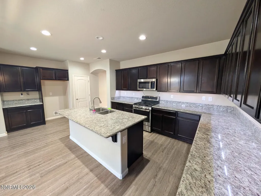 180 Walnut Fernley NV 89408