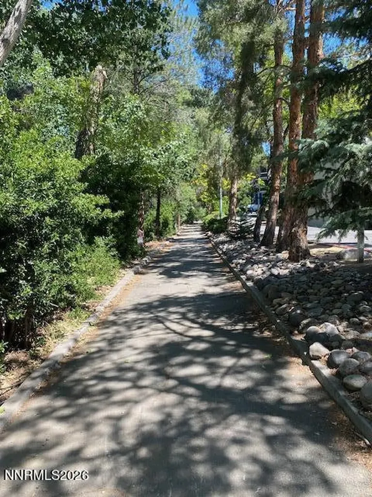 2855 Idlewild Reno NV 89509