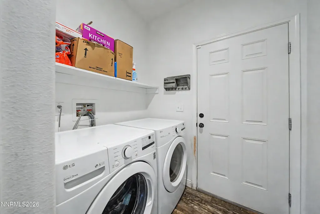 6125 Middle Fork Sun Valley NV 89433