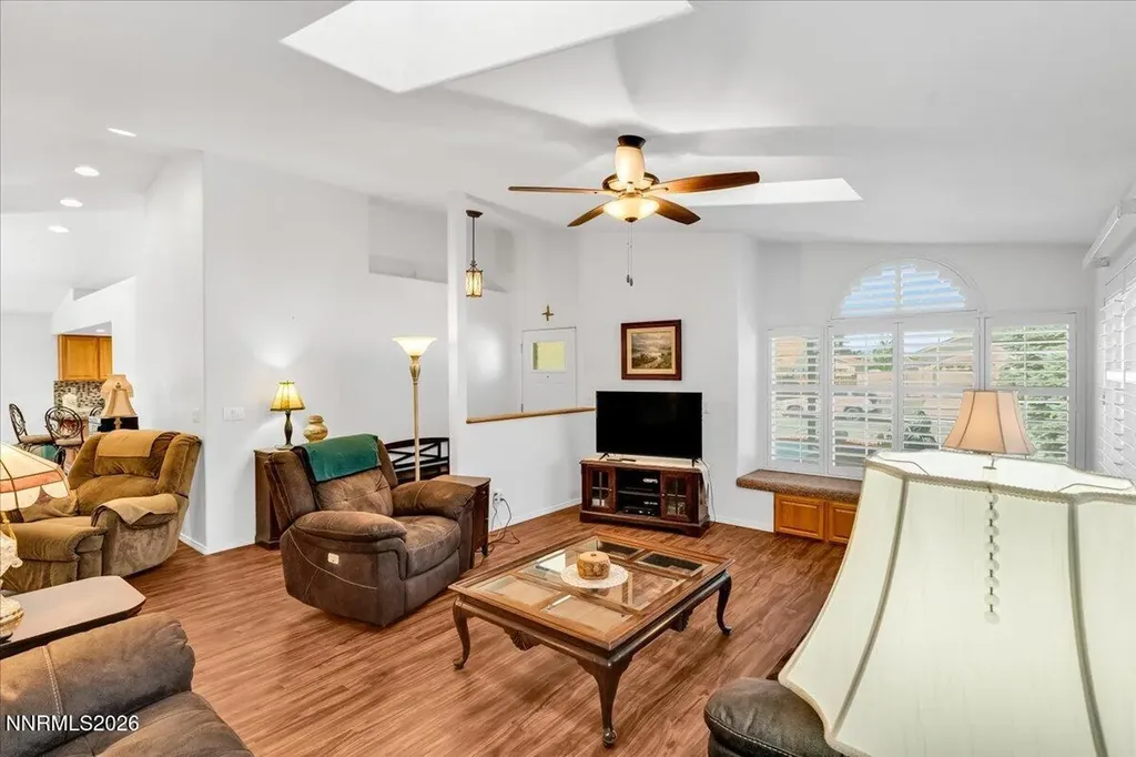 1477 Kinglet Sparks NV 89441
