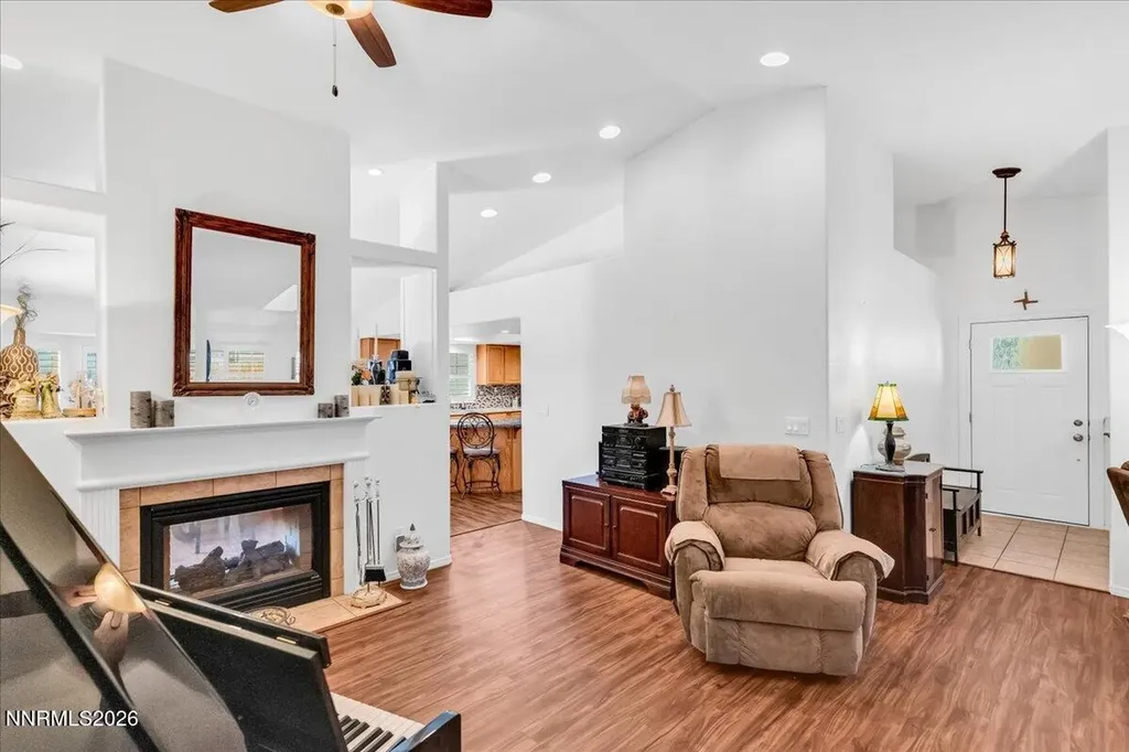 1477 Kinglet Sparks NV 89441