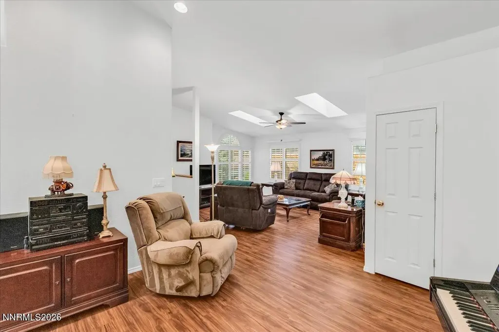 1477 Kinglet Sparks NV 89441